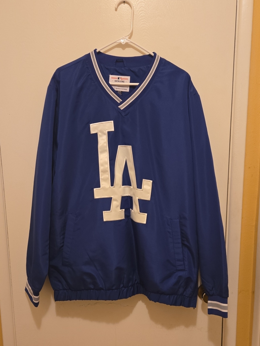 Men's MLB Genuine Merchandise Blue Pullover with White LA Logo, NWOT.
